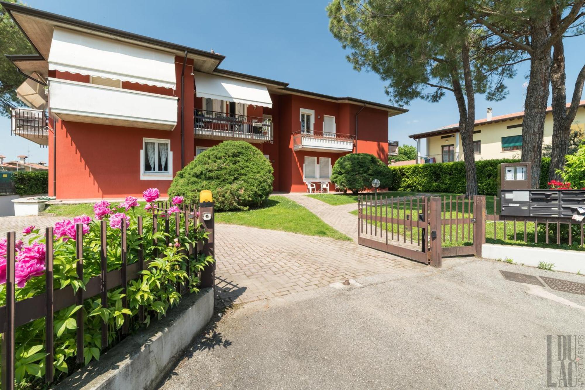 Belle Maison - Du Lac Apartments Sirmione Exterior foto
